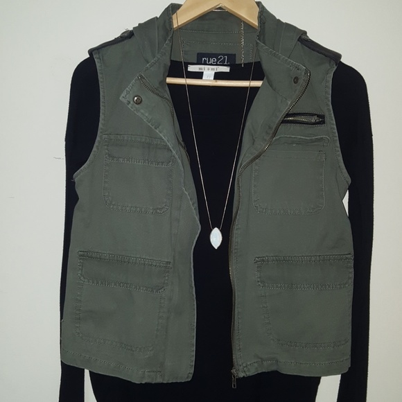 Rue21 Jackets & Blazers - 2 for $25 Army Green Rue 21 Vest with Hood